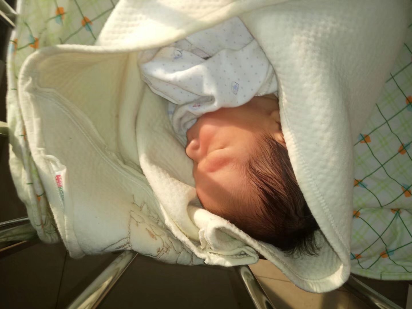 图片[2]-2.20，第二天的小宝，还不到24小时的娃娃-臭虾米博客